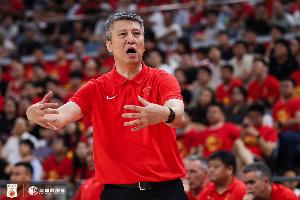 投得不好!中国男篮半场三分球16中5 首发合计6中0